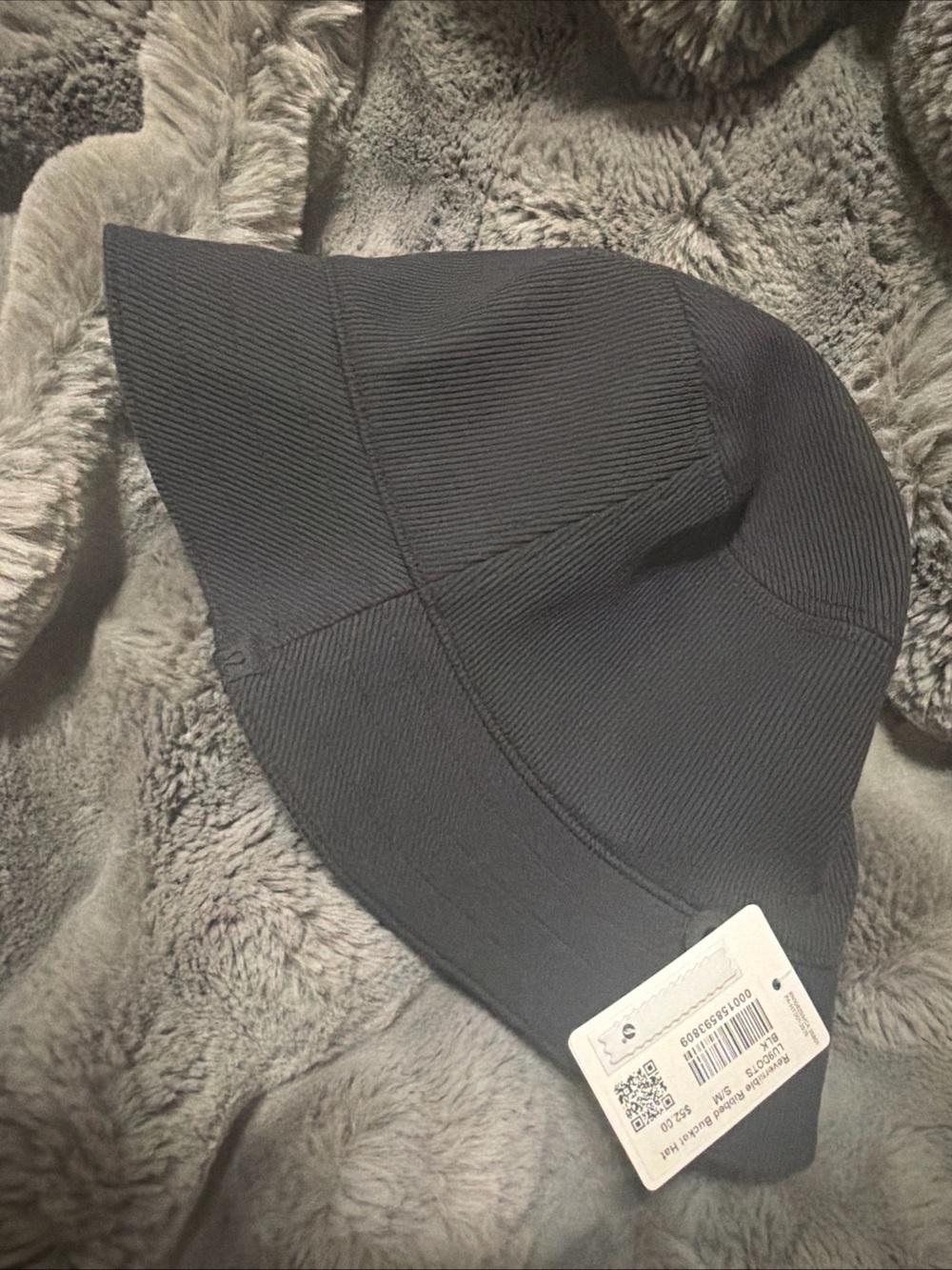 Lululemon Both Ways Reversible Bucket Hat S / M Black & Gray  NWT $52